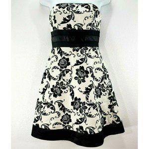 White House Black Market WHBM‎ Womens Dress Straple